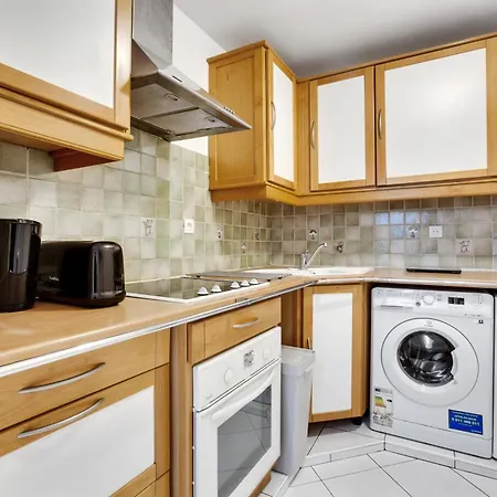 Chic With Terrace In