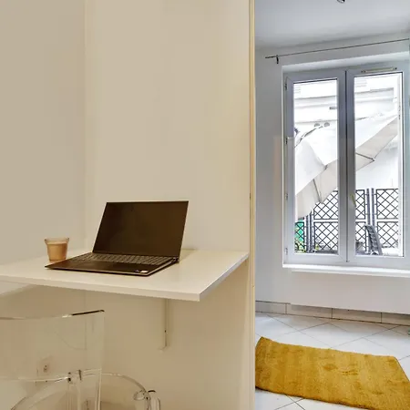 Chic With Terrace In