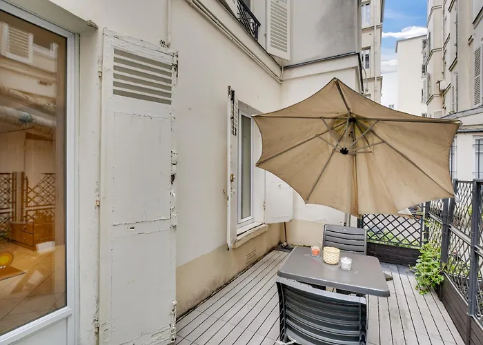 Apartament Chic With Terrace In *